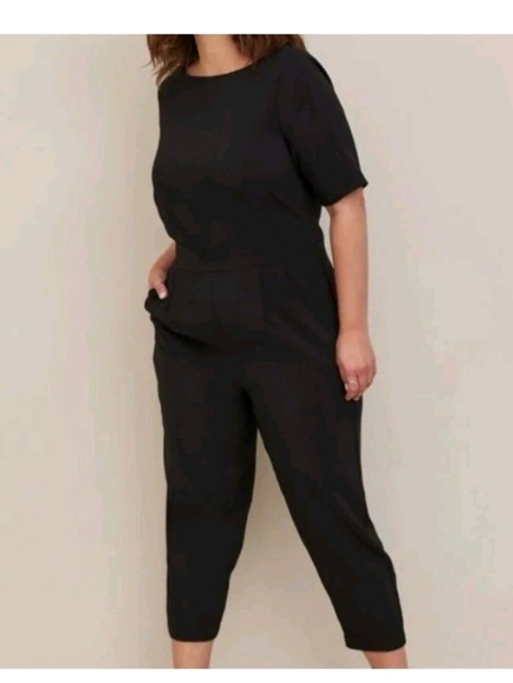 Torrid Black Short-Sleeve Cropped Jumpsuit Size 18